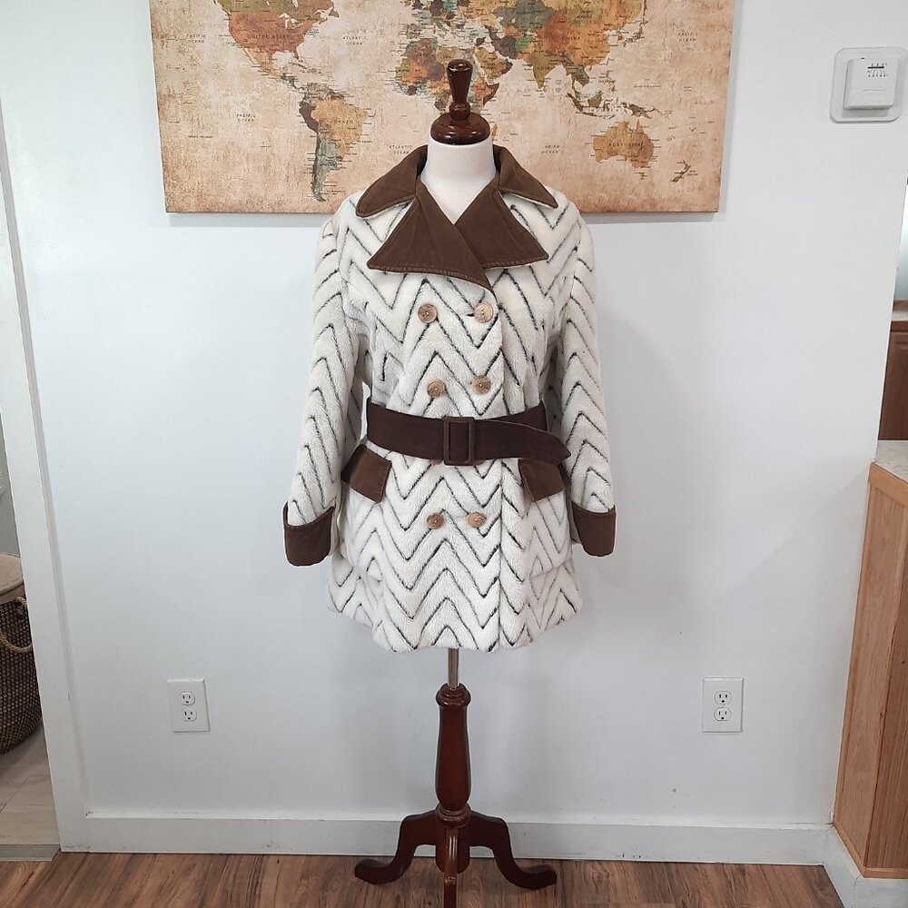 Vtg 70s vegan fur & suede double breasted jacket - Picture 13 of 13